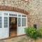 Estcourt House