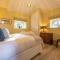 The Coach House R