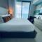 STAY AT THE TOP WITH AMAZING VIEWS By rent4us - 好莱坞