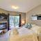 The Mountaineer by InstantSuites Pool & HotTub - Канмор
