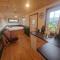 Cwtch Glamping Shepherds Huts