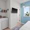 Islas sweet suite - Micro Studio - 91Walkscore