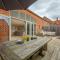 1 Railway Cottages H