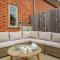 1 Railway Cottages H