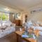 Daisy Cottage H