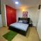 Studio C, (Studio Apartment) Hillside Gardens Studio C, (Studio Apartment) Hillside Gardens