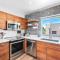Poolside Studio in Central DTPH Location w/ Pool