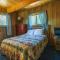 Hike, Bike and Golf Peaceful Cabin in Twain Harte!