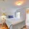 Rockland Home with Deck 5 Mins to Historic Downtown!