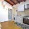 2 Bedroom Lovely Home In Siracusa