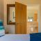 Luxurious 3 Bedroom New England Style Villa - Trewhiddle V8