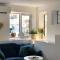 Comfy fully contained 2 bedroom home