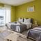 Five-Bedroom Holiday Home In Zadar