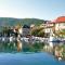 Stunning Apartment In Gornje Selo