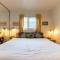 Newport Beach House 1 block from the beach FREE pickleball courts and 5 beach cruisers - شاطئ نيوبورت