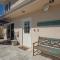 Newport Beach House 1 block from the beach FREE pickleball courts and 5 beach cruisers - شاطئ نيوبورت