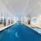 Four bedroom apartment with facilities in Olympic Park - سيدني