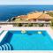 Prime Sea and Mountain views Home with pool - El Pris