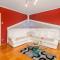 Amazing Home In Lic With Wifi