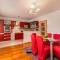 Amazing Home In Lic With Wifi