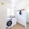 Tomaree Cottage 12 Tomaree Road - 200 mtrs to Beach - Pet Friendly, linen, WiFi & aircon