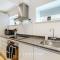 Stylish Living by Lawsons - 3 En Suites