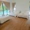 Bungalow, Up to 21 Pax, 4000sqft, 3 Bedrooms, 4 Bathrooms, 4 Car Parks by Star Home