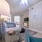2 Bed-1 Bath With Sunroom, Private Pool And Beach Access!