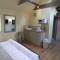 Cosy Studio Cottage