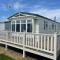 Modern Caravan With Wifi At Martello Beach Holiday Park In Essex Ref 29010kv - Clacton-on-Sea