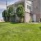 3 Mi to Downtown Pittsburgh Home with Balcony!