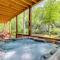 Private Cartecay River Home with Hot Tub and Game Room - Эллиджей