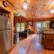 Heaven Sent - Spacious Family Cabin on Lake Nantahala - Topton