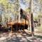 Charming Cabin in Pine with Fire Pit and Hot Tub! - Pine