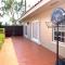 Tropical Oasis home w Community Pool great area