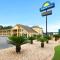 Days Inn by Wyndham Alma