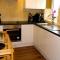 Ultra Deluxe Versace Apartment Near Sheffield FULL SKY TV