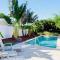 TICKLED PINK COTTAGE—NO Busy Roads to Cross to Get to the Beach! - Holmes Beach