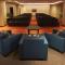 Courtyard by Marriott Mumbai International Airport - Bombay