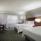 Courtyard Chicago St. Charles - سانت تشارليز