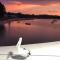 Tranquil Escape - Koala Hotspot - 2 Bed 2 Bath Apt Spectacular Sea Views