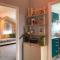 Central Nest- view & style