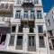 The Ten Syros