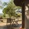 Makongo Hills Lodge - Magudu Makongo Hills Lodge - Magudu