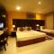 Hyde Park Hotel