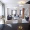 Double Award Winning 1700s Grd 2 listed cottage near Stonehenge