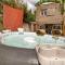 Le Jardin Suspendu Gîte avec piscine et jacuzzi pour 15 personnes - Vailhauquès