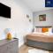 Pluxa The Hideaway - Fully private serviced apartment & parking