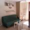Studio renove dans maison et le charme de l ancien - 弗勒里