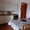 casa rosa nel residence mirice con piscina ,wifi,climatizzatore - vicino al mare
